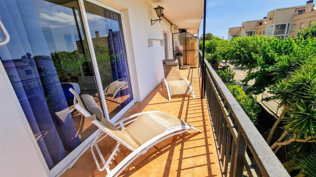 Apartamento Cabrera Burriac กาเบรรา เด มาร์ ภายนอก รูปภาพ