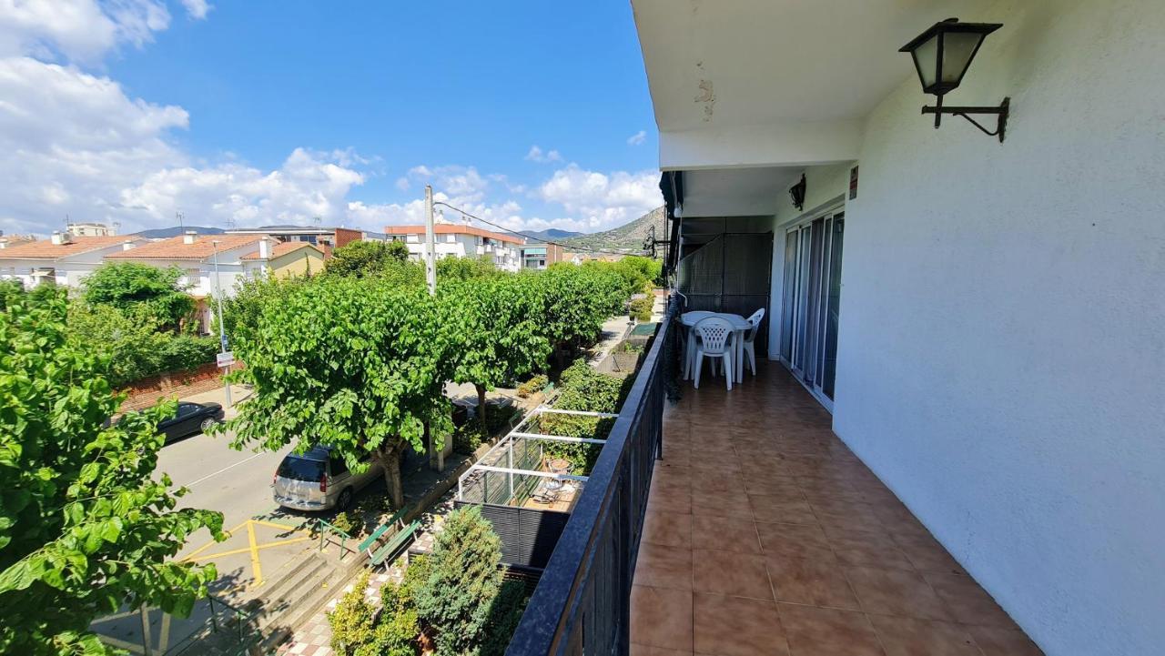 Apartamento Cabrera Burriac กาเบรรา เด มาร์ ภายนอก รูปภาพ
